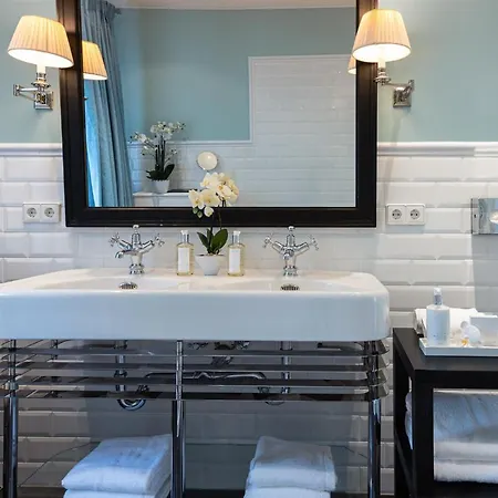 Guesthouse Heidelberg Suites ホテル ハイデルベルク