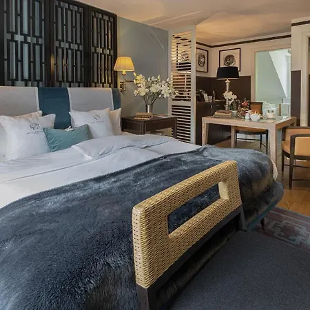 Hotel Guesthouse Heidelberg Suites 5*