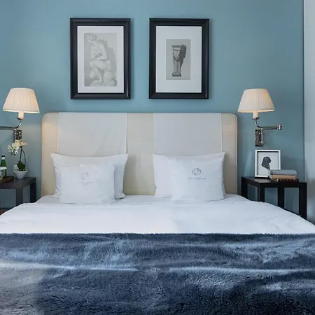 ホテル Guesthouse Heidelberg Suites ハイデルベルク