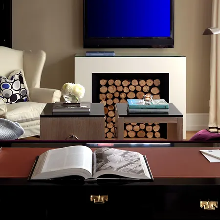 ホテル Guesthouse Heidelberg Suites ハイデルベルク